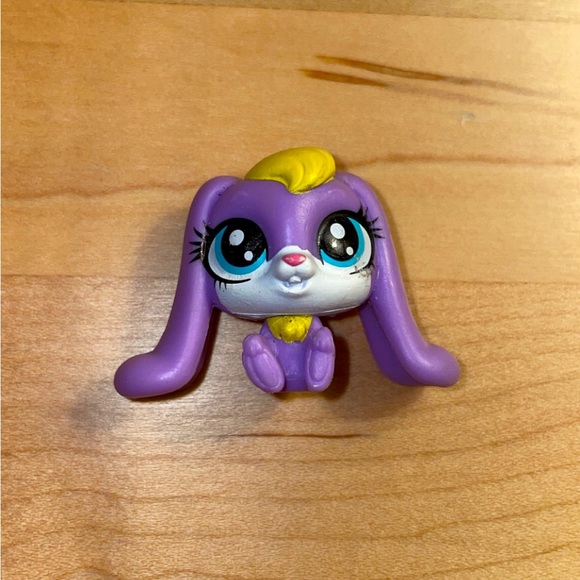Littlest Pet Shop | Accessories | Littlest Pet Shop Sitting Purple ...